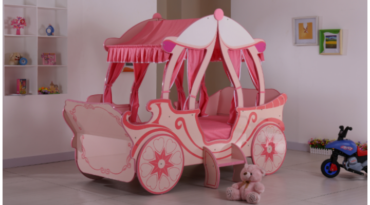 B121S Pumpkin Carriage Bed
